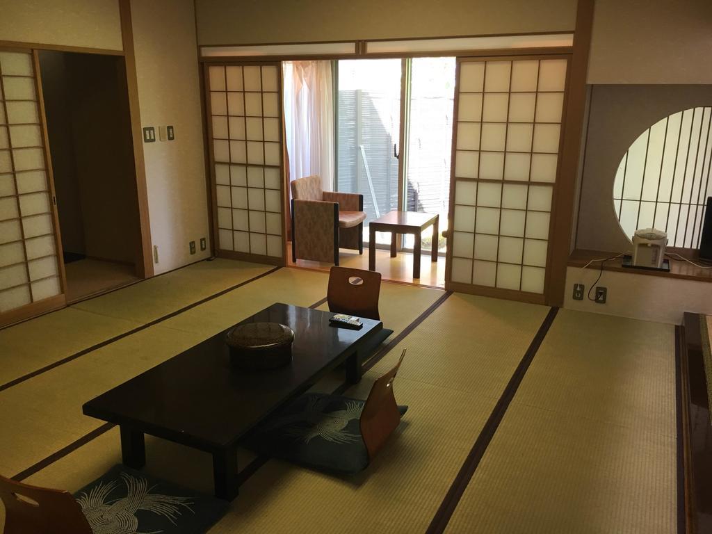 Отель Hakone Gora Onsen Yumenoyu Экстерьер фото