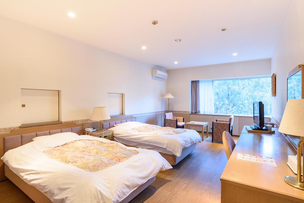 Отель Hakone Gora Onsen Yumenoyu Экстерьер фото