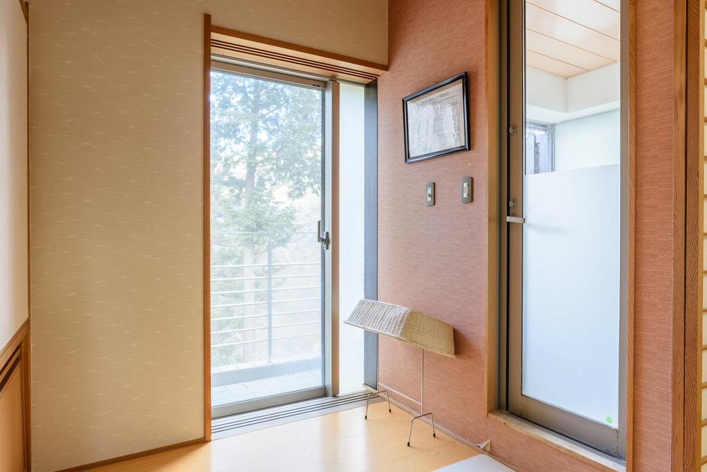 Отель Hakone Gora Onsen Yumenoyu Экстерьер фото